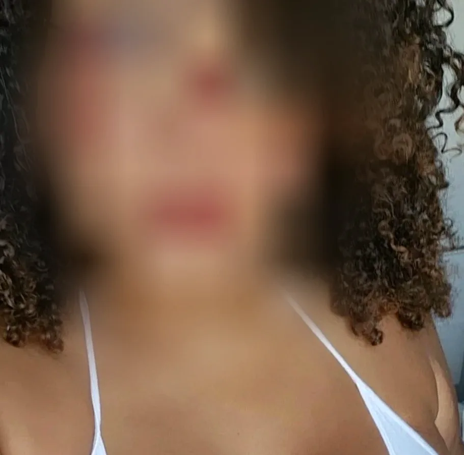 Charlotte, 33